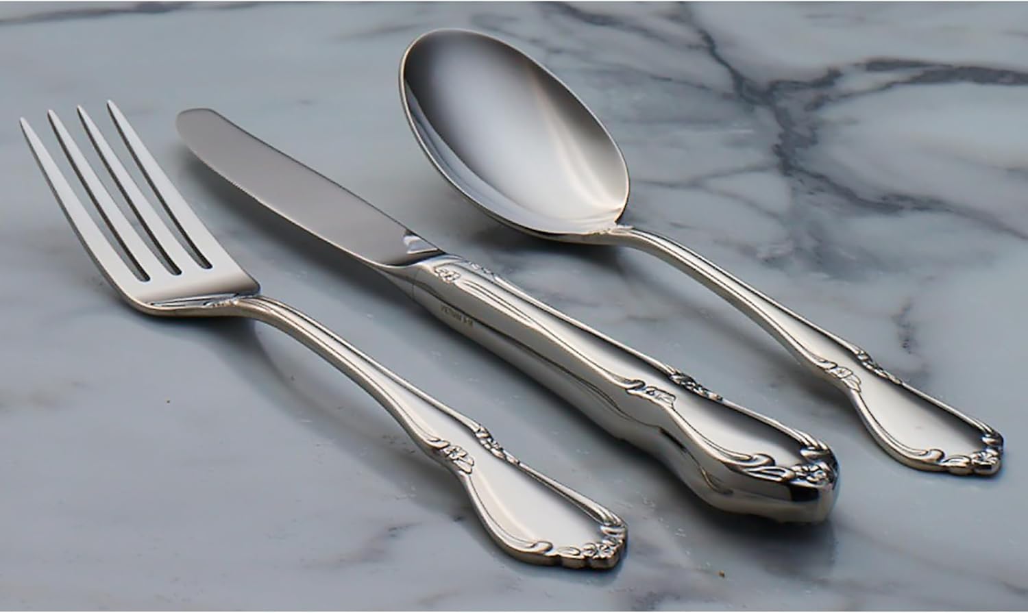 Detalle 2 de Oneida Dinner Fork Set for 4