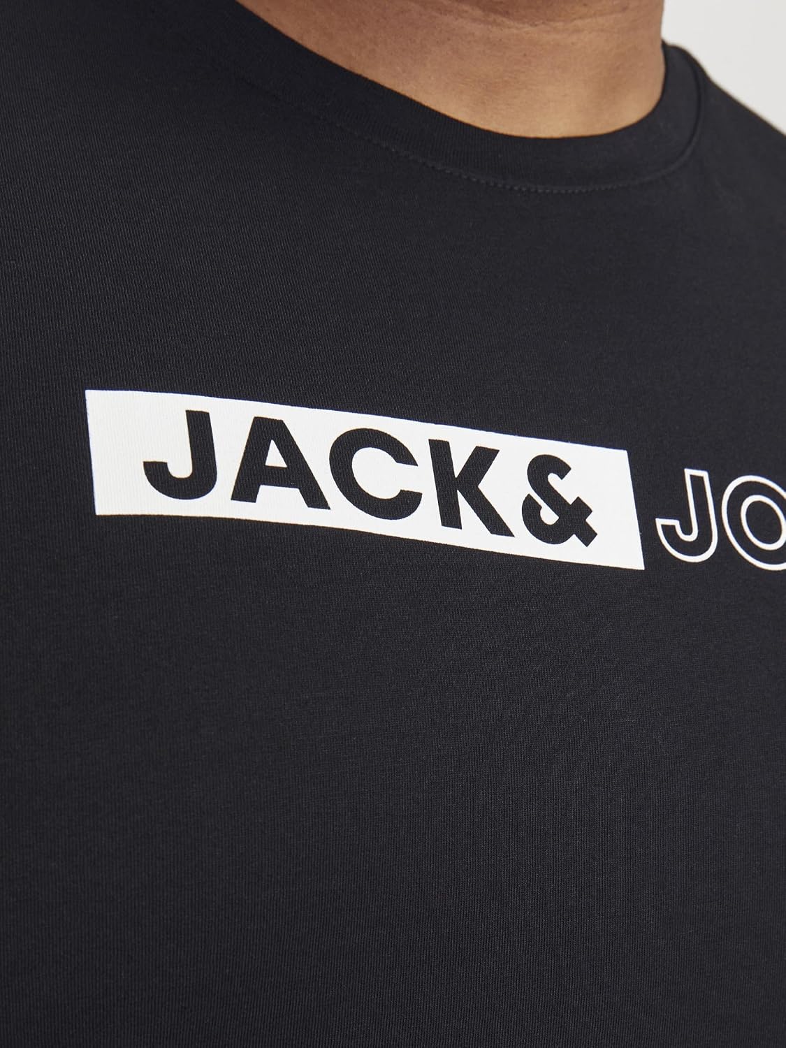 Detalle 2 de Jack & Jones Herren Jjecorp Logo Tee Play Ss O-n Noos Pls T-Shirt (1er Pack)