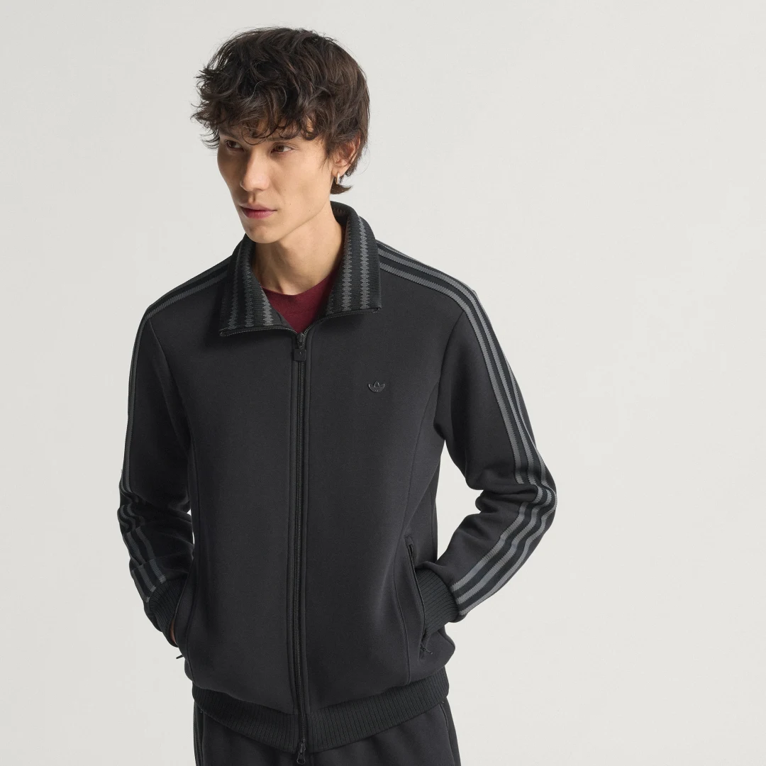 Detalle de Sudadera prémium Adidas Negra