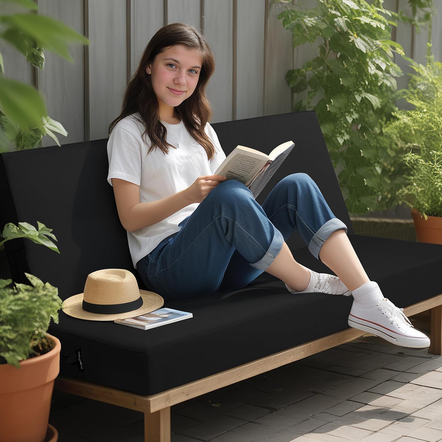 Detalle 2 de PRIMEPATIO Outdoor Bench Cushion (8cm memory foam) with waterproof cover and ties, black