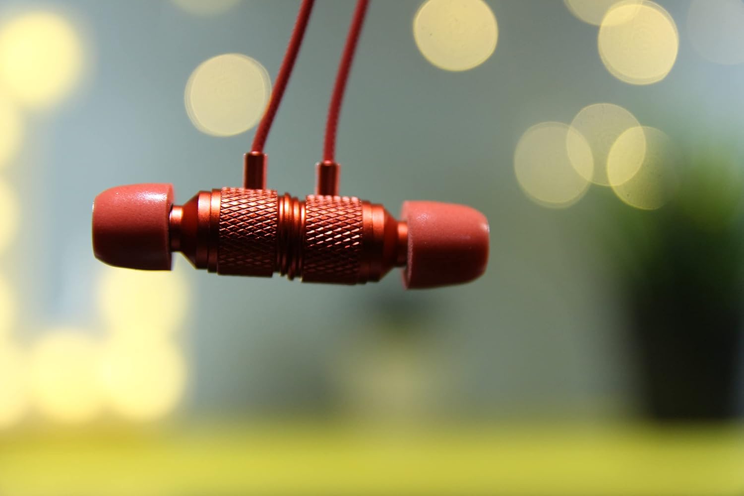 Thumbnail 3 de Ludos ULTRA Wired In-Ear Earphones with Microphone, Volume Control & Noise Isolation