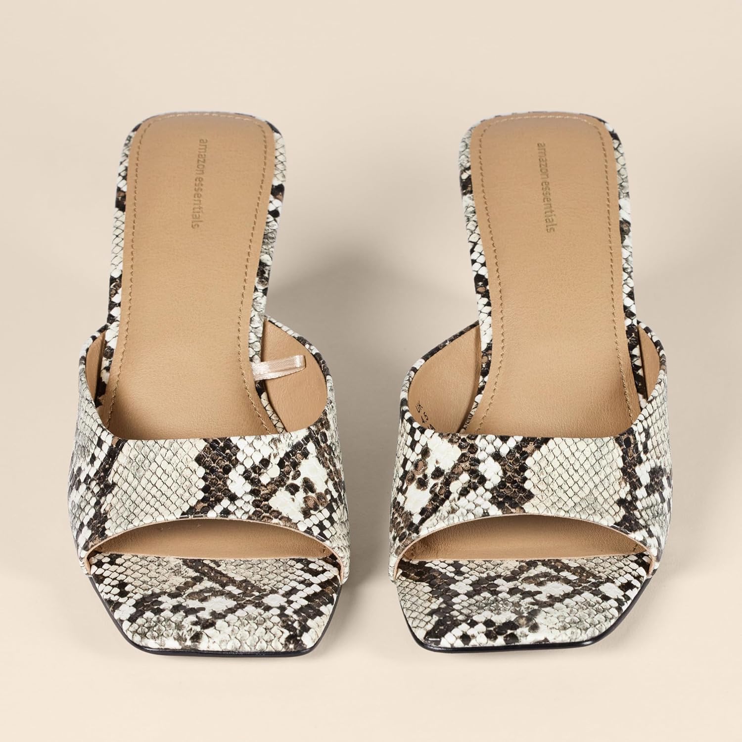 Thumbnail 2 de Amazon Essentials Damen-Sandalen mit Keilabsatz: bequem mit gepolsterter Soft-Fußbettung