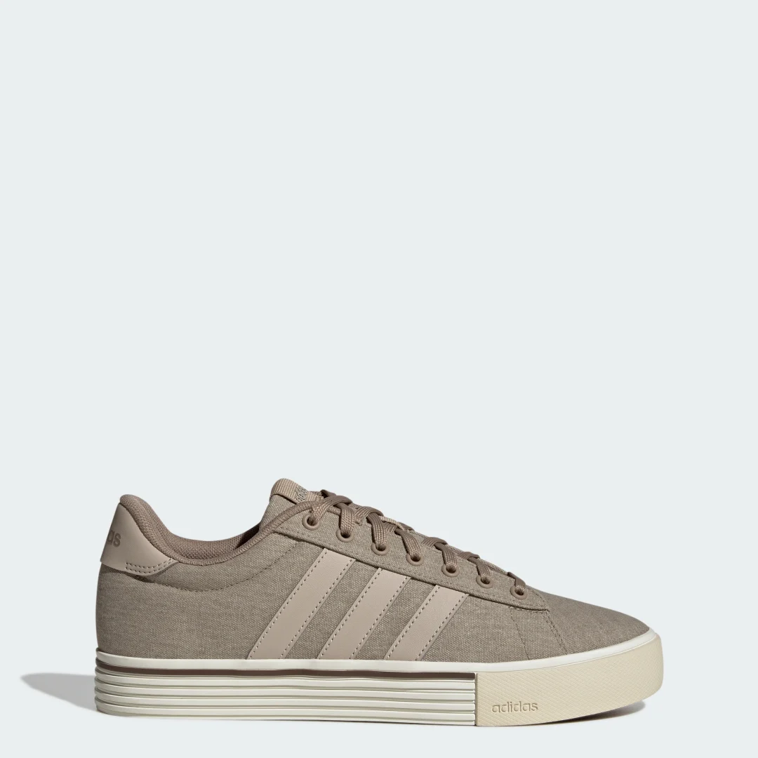Detalle de Zapatilla Daily 4.0 de Adidas: verde casual para uso diario