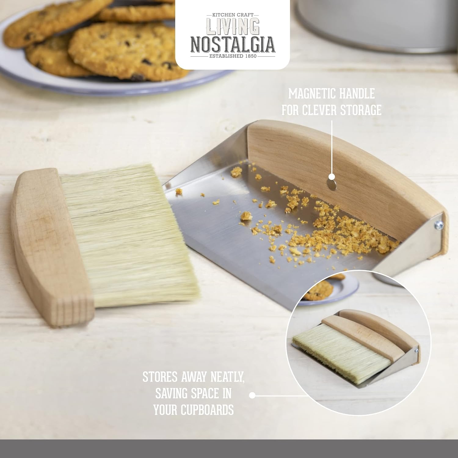 Detalle de KitchenCraft Living Nostalgia – Petite Pelle et Balayette de Table (16 x 11 x 14 cm)
