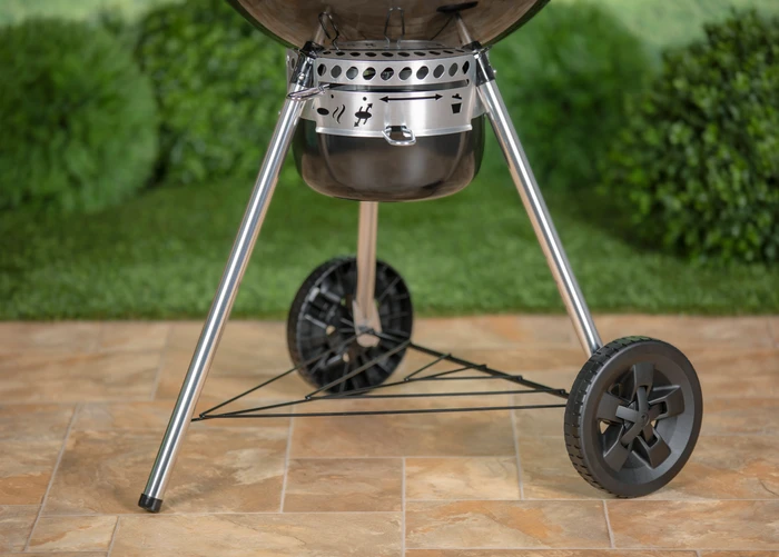 Thumbnail 9 de Weber Master Touch Premium E-5770 Schwarz – Vielseitiger Holzkohlegrill für indirektes Grillen und Räuchern