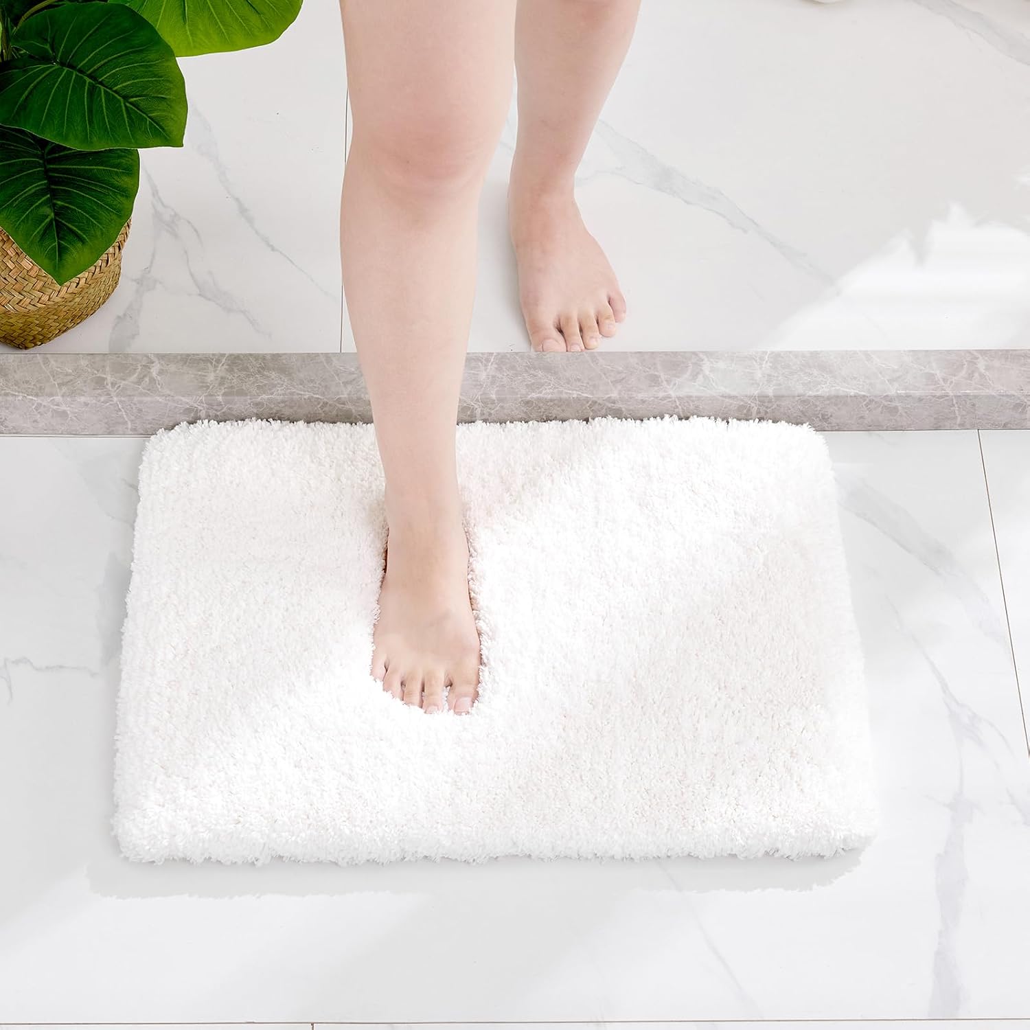 Thumbnail 1 de Disolla 17x24 Inch Non-Slip Bath Rug
