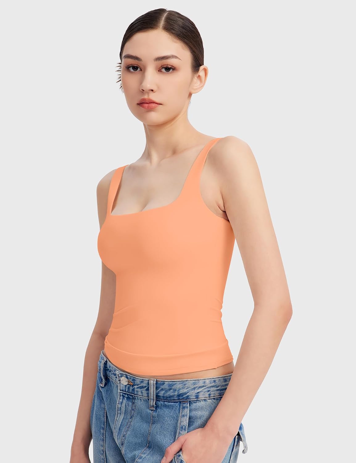 Detalle de PUMIEY Sharp Collection Women's Square-Neck Tank Top, Double-Lined Stretch Fabric