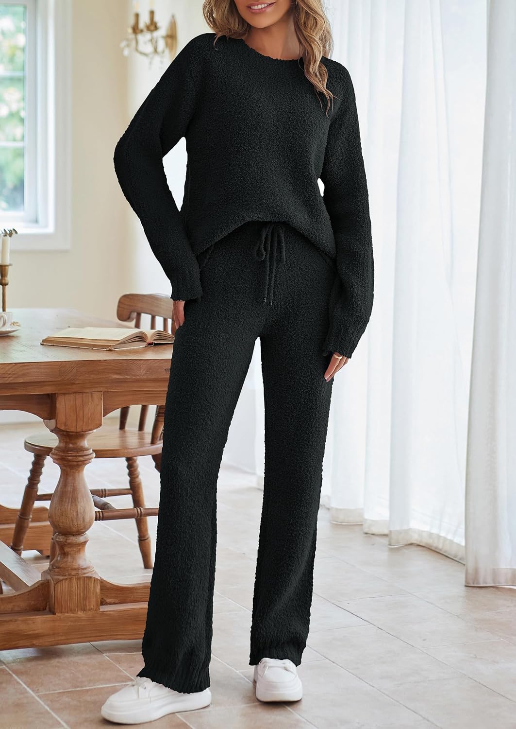 Detalle 2 de MEROKEETY Women's Fleece Lounge Set