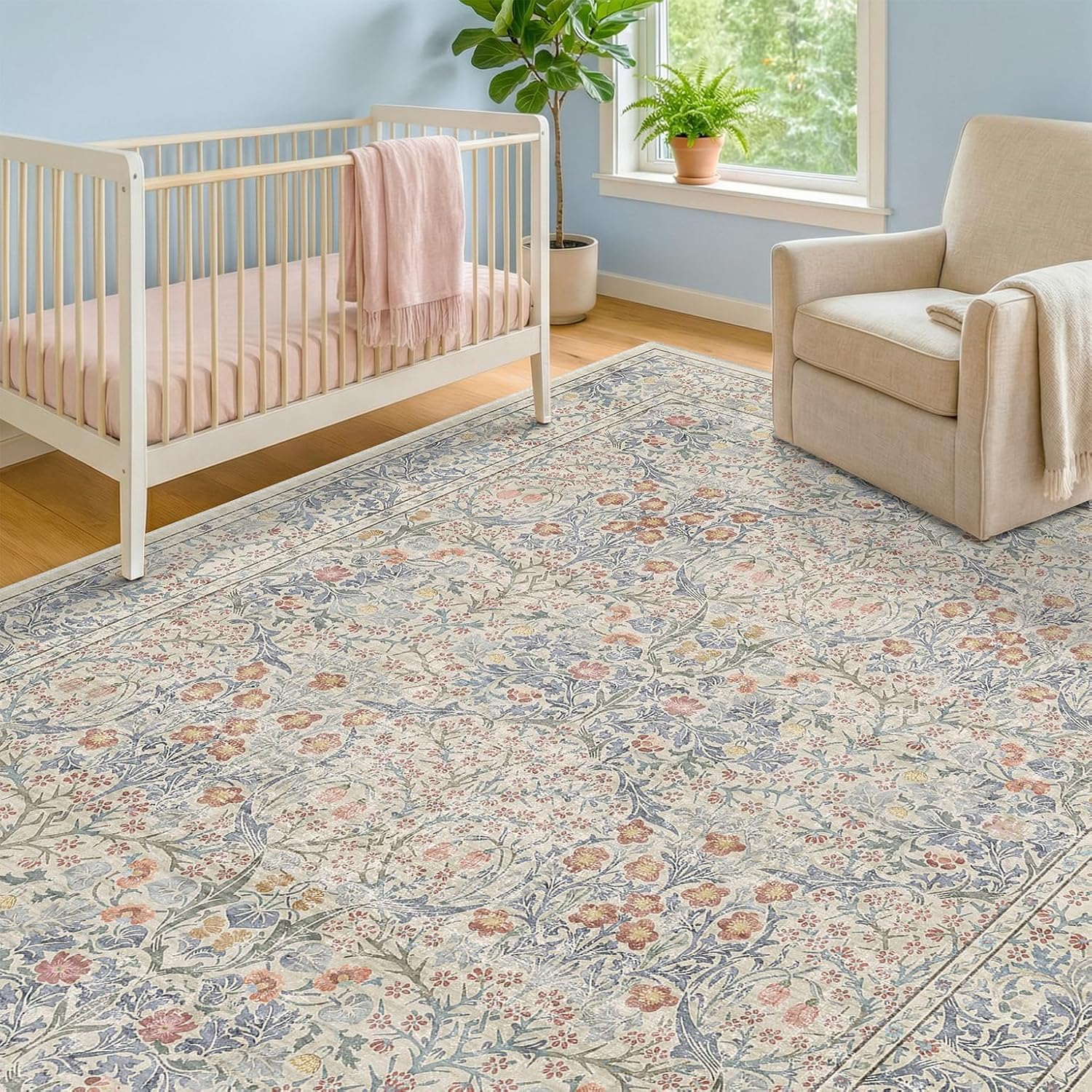 Detalle de Hazo Haus 5' x 7' Floral Area Rug, Washable Low-Pile Polyester with Non-Slip Backing