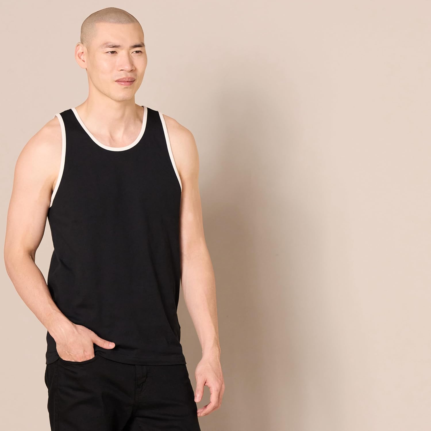 Thumbnail 2 de Amazon Essentials Men's Slim-Fit Vest