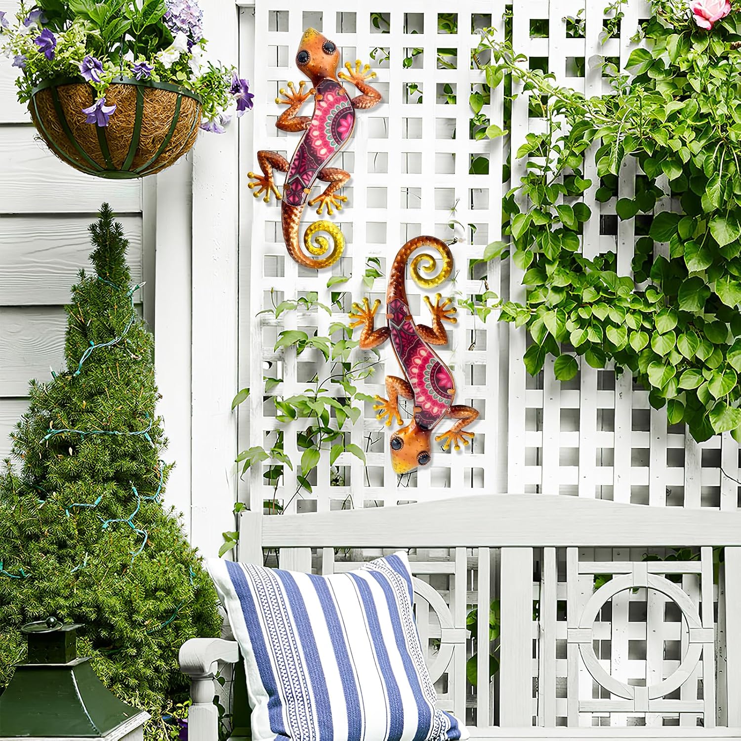 Detalle de HONGLAND Geckos Outdoor Wall Decor (2 Pieces) – Metal Lizard Wall Art for Garden, Bohemian Glass-Printed Finish