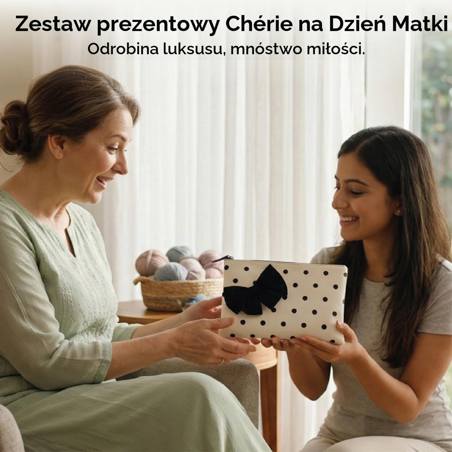 Detalle 2 de KnitPro Cherie – wymienne druty na żyłce z brzozy, 10 rozmiarów i obrotowe żyłki