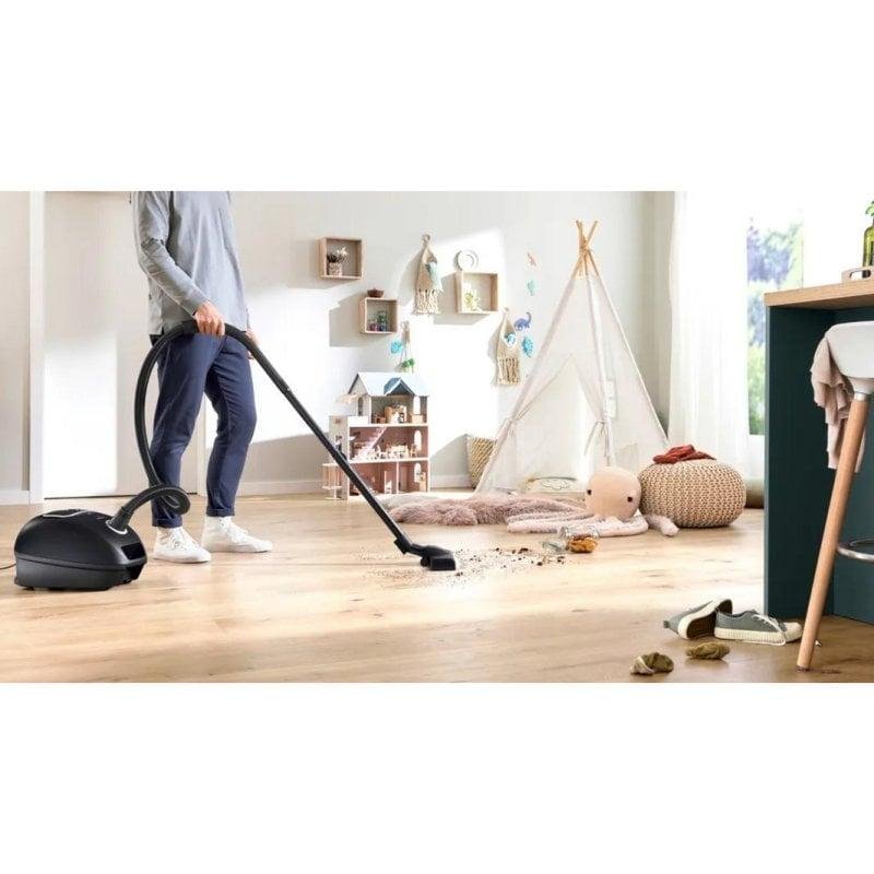 Detalle de Aspiradora trineo Bosch Serie 4 BGB41BA1 600W | Filtro HEPA y 4L