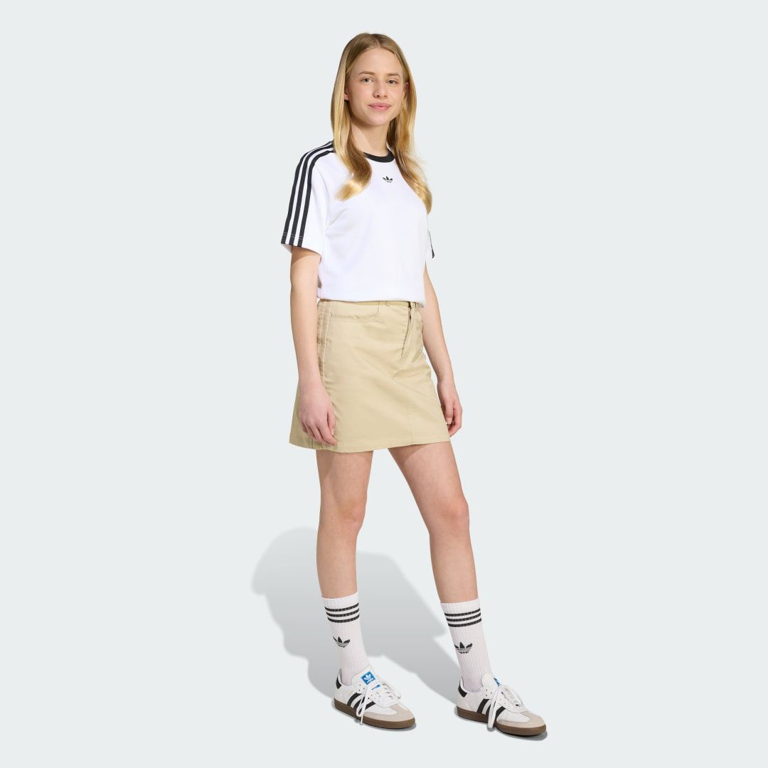 Detalle de Tw ill Skirt Kids de Adidas: falda cómoda y versátil para peques