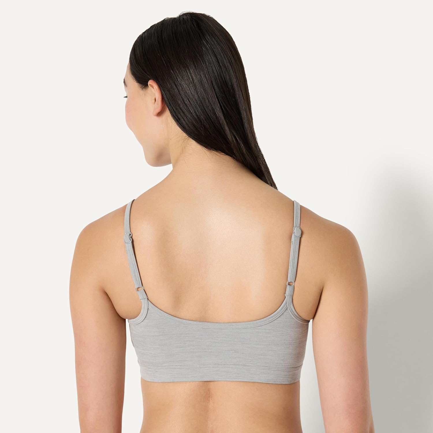 Detalle de Amazon Essentials Women's Active FormFlex Buttery Soft Light Support Yoga Sports Bra