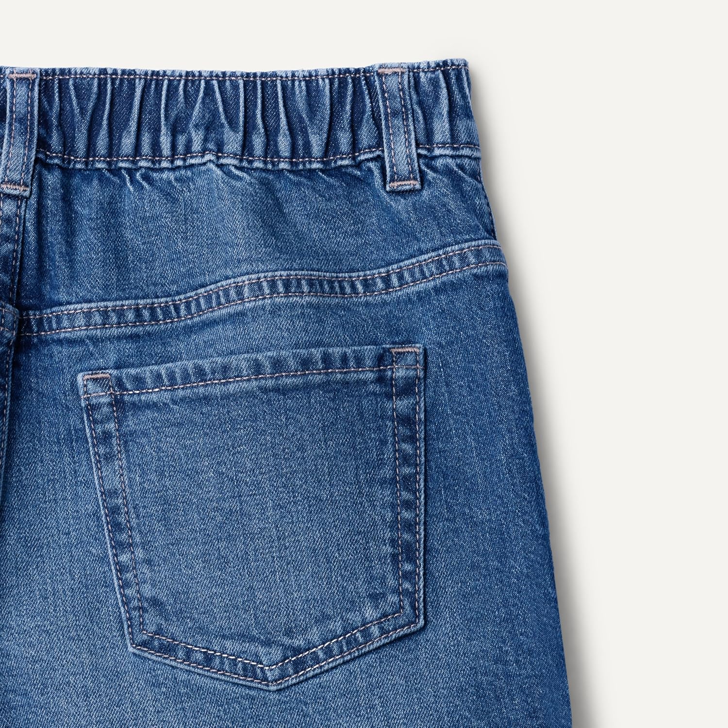 Thumbnail 4 de Amazon Essentials Mädchen Jeansshorts mit Mittlerem Stretchanteil, Mittelhohem Bund und Offenem Saum