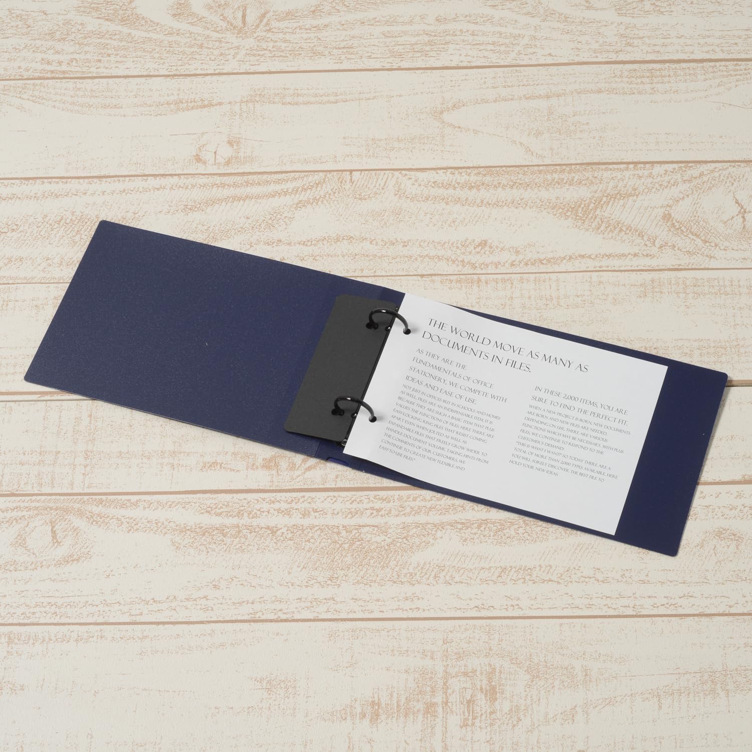 Detalle de プラス スーパーエコノミー 2リングファイル A5横 ネイビー 10冊セット、最大210枚収容
