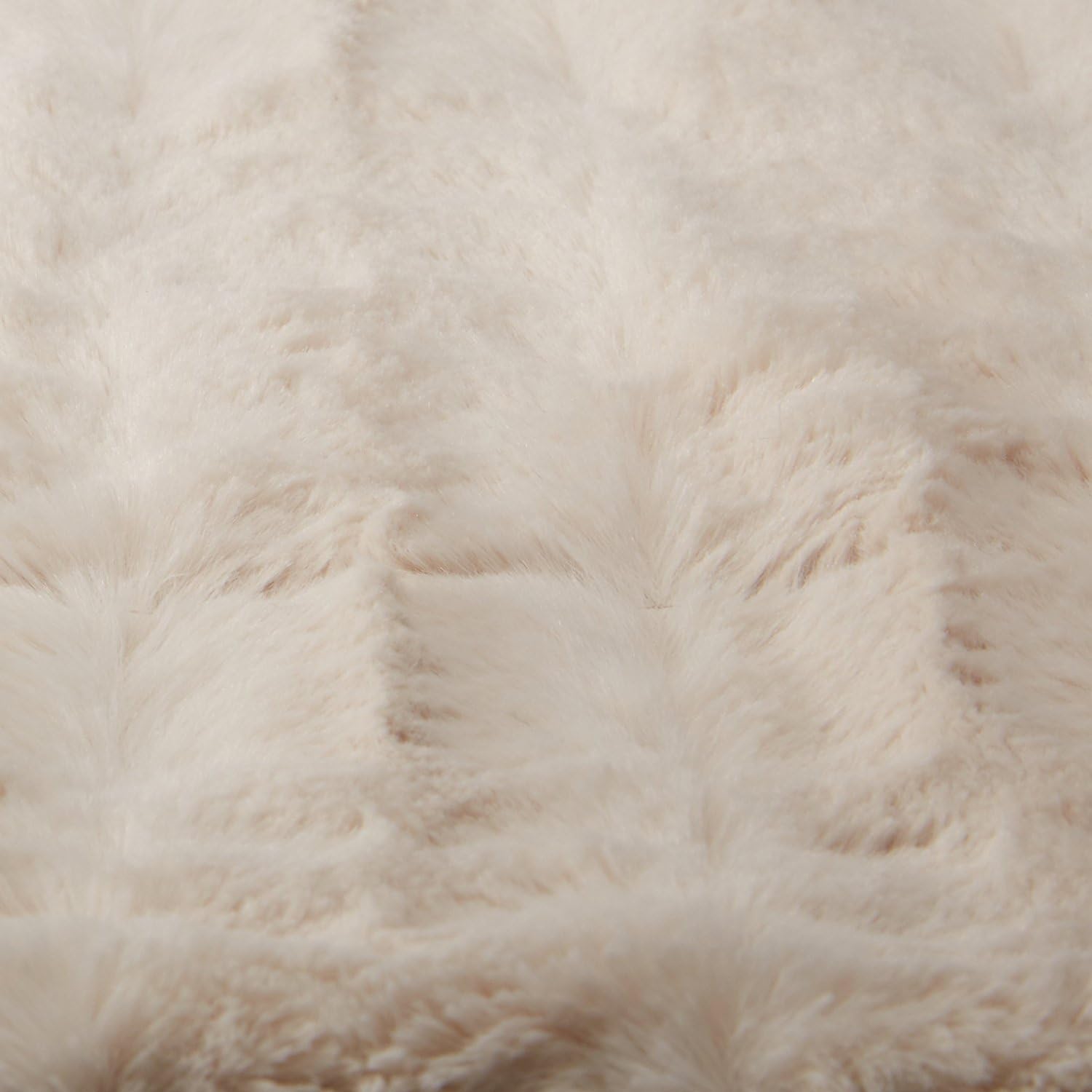 Detalle 2 de Amazon Basics Couverture 150 x 200 cm 🛋