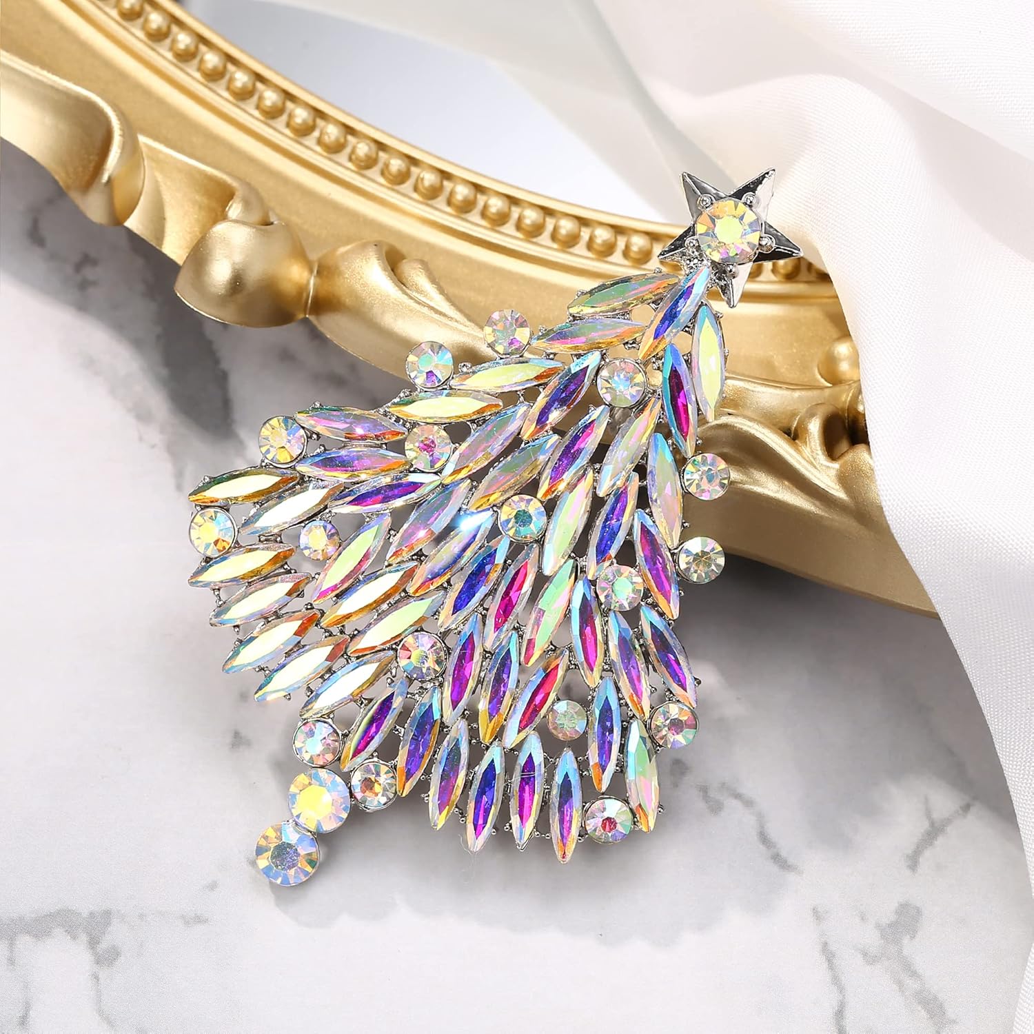 Thumbnail 1 de Broche Clearine en forme de sapin de Noël étoile cristal strass marquise