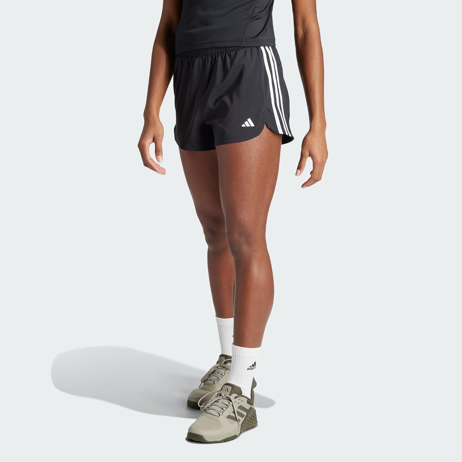 Detalle 2 de adidas Pacer 3-Stripes short entraînement femme