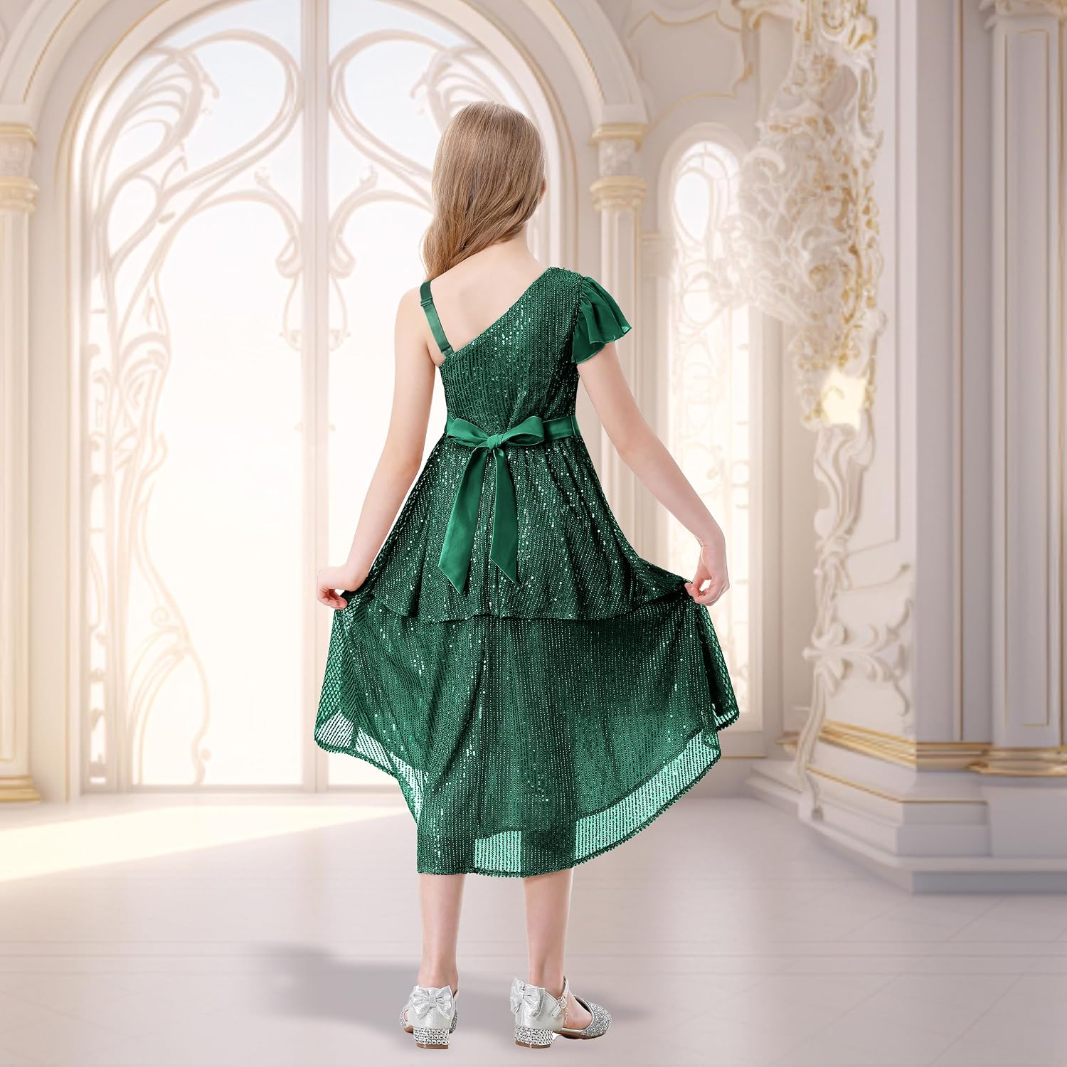 Detalle de LOLANTA H03003 meisjesjurk met pailletten, halterhals en asymmetrische zoom