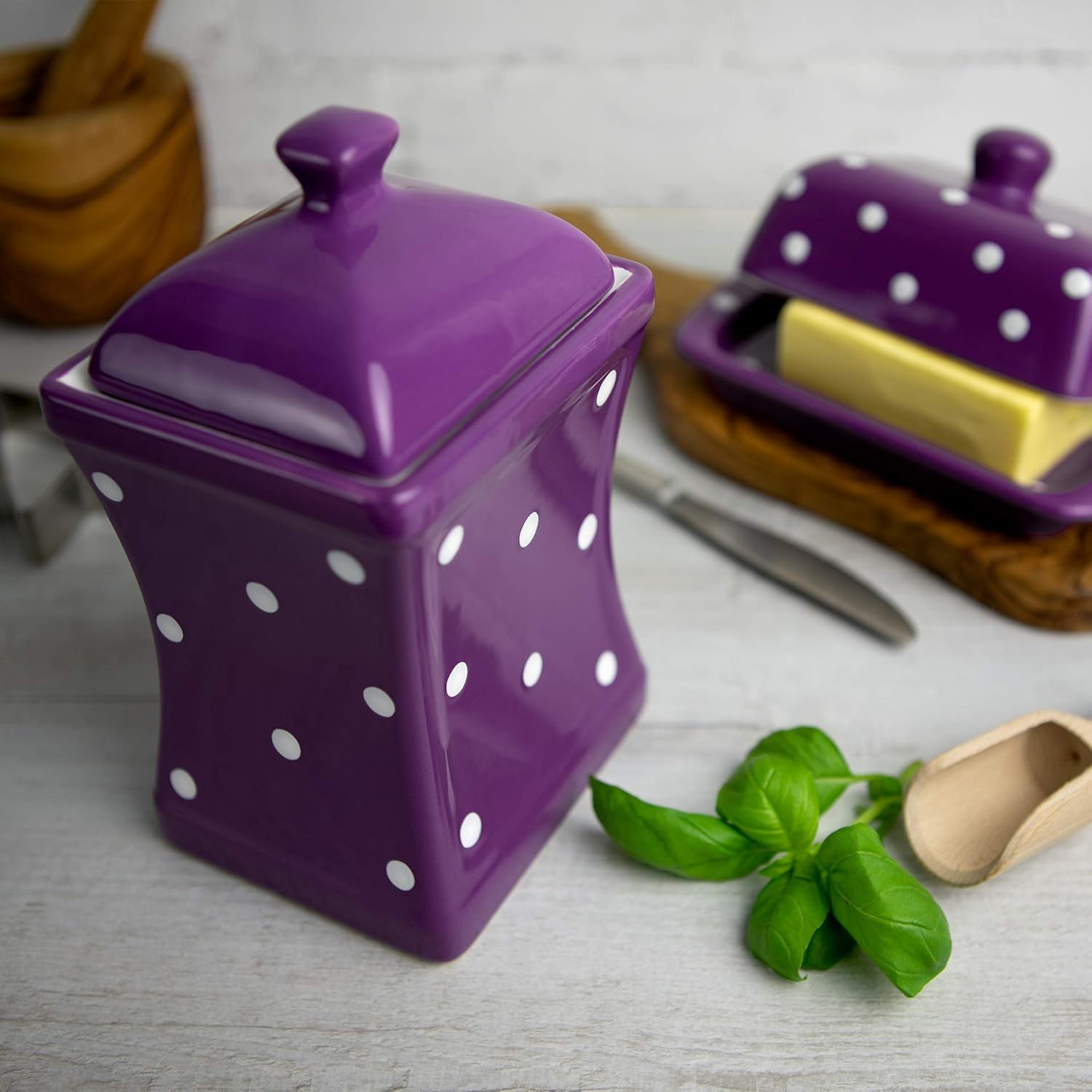 Detalle de City to Cottage Purple and White Polka Dot Spotty Ceramic Canister, 900ml