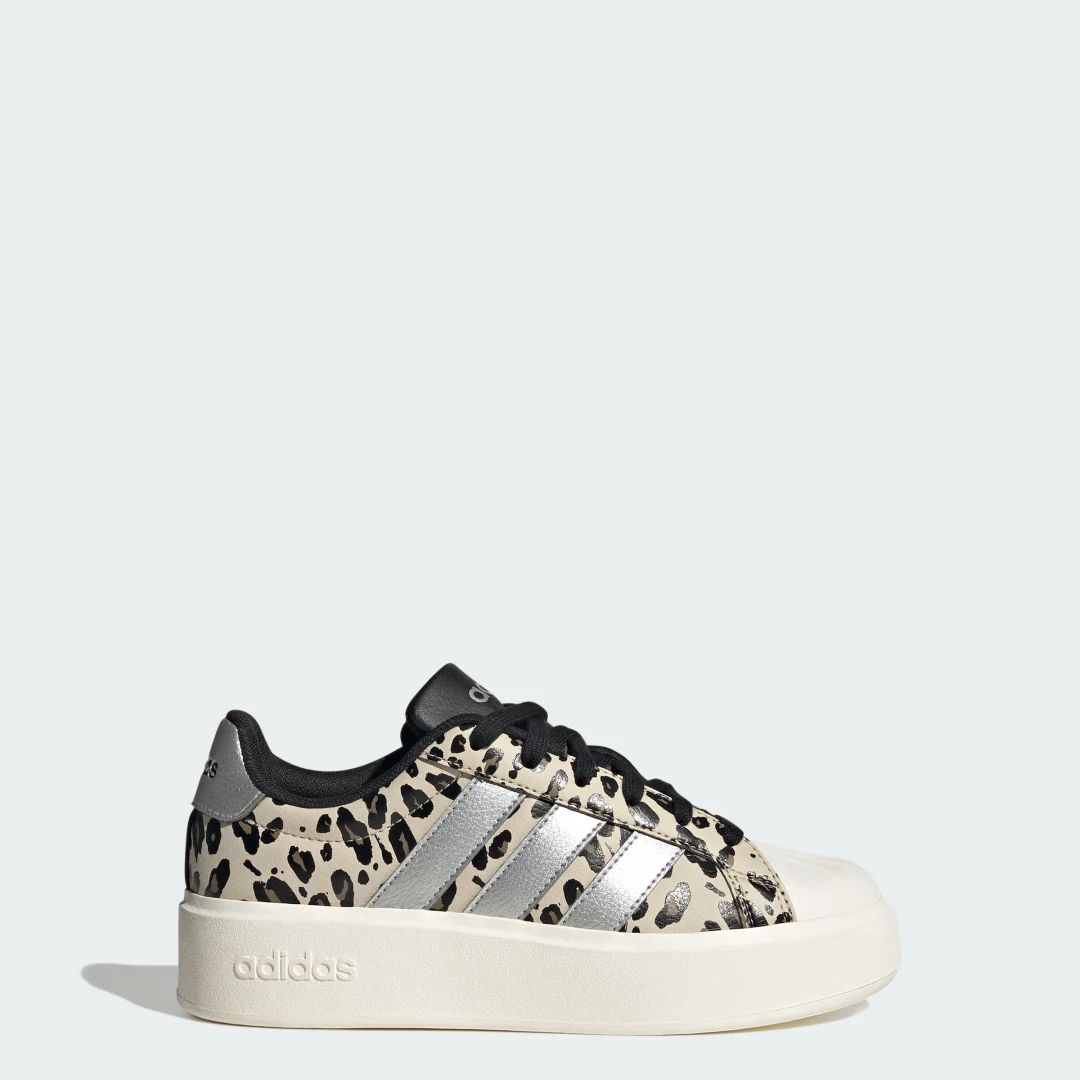 Detalle de Zapatilla StreetTALK Bold de Adidas – Beige