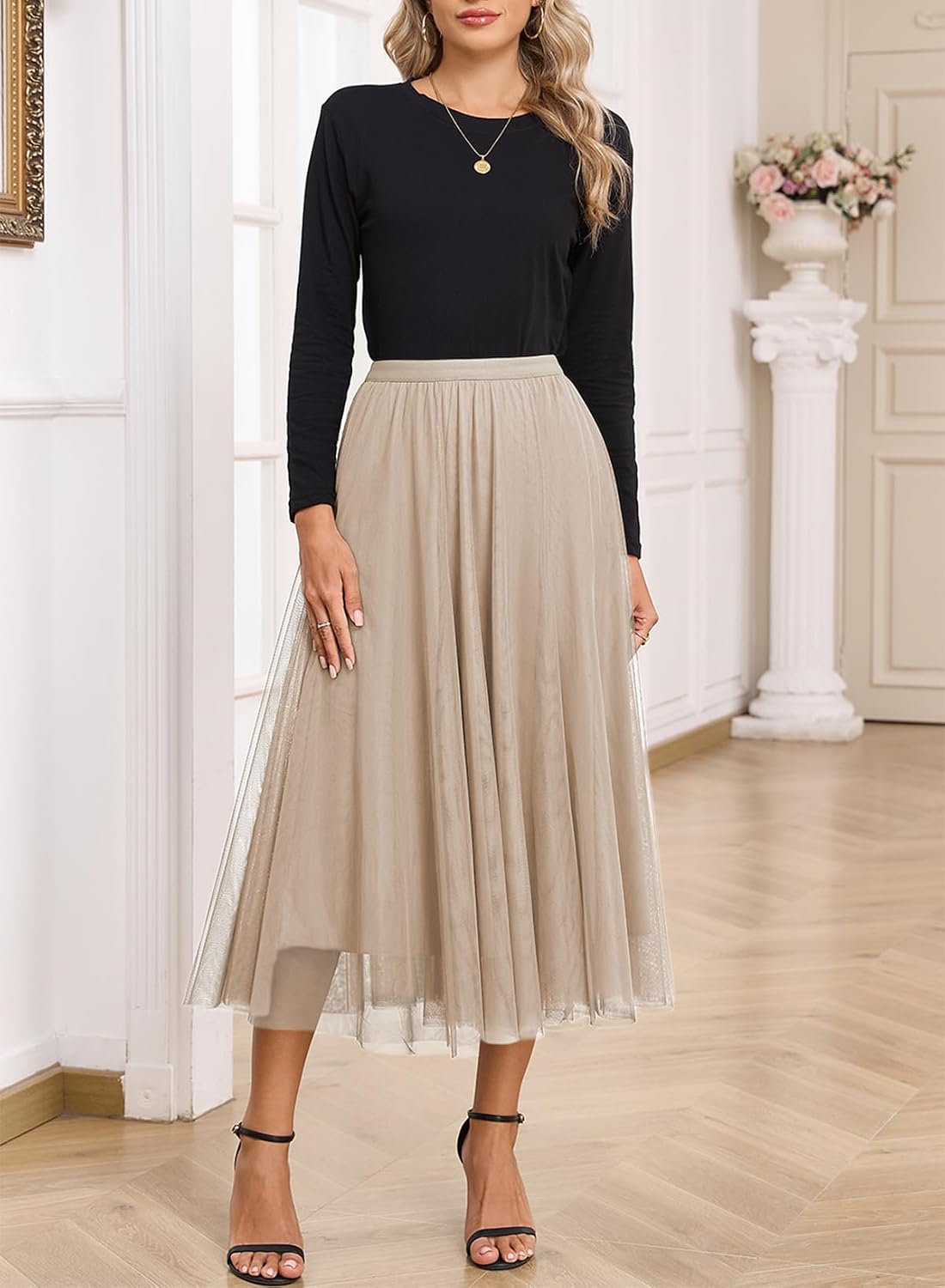 Detalle 2 de BLENCOT Tulle Midi Skirt
