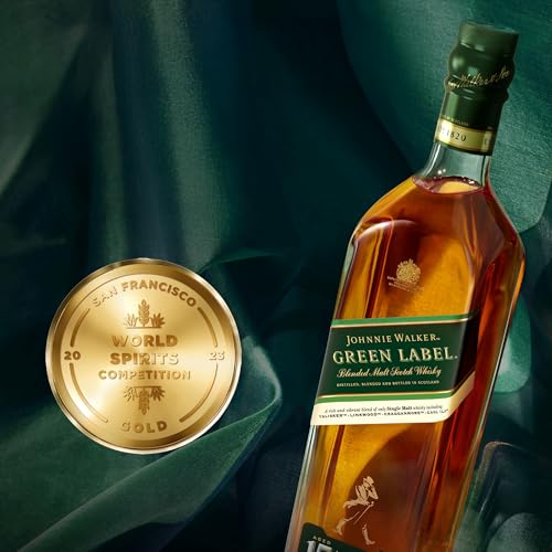 Detalle 2 de Johnnie Walker Green Label 700 ml: whisky escocés blended con personalidad