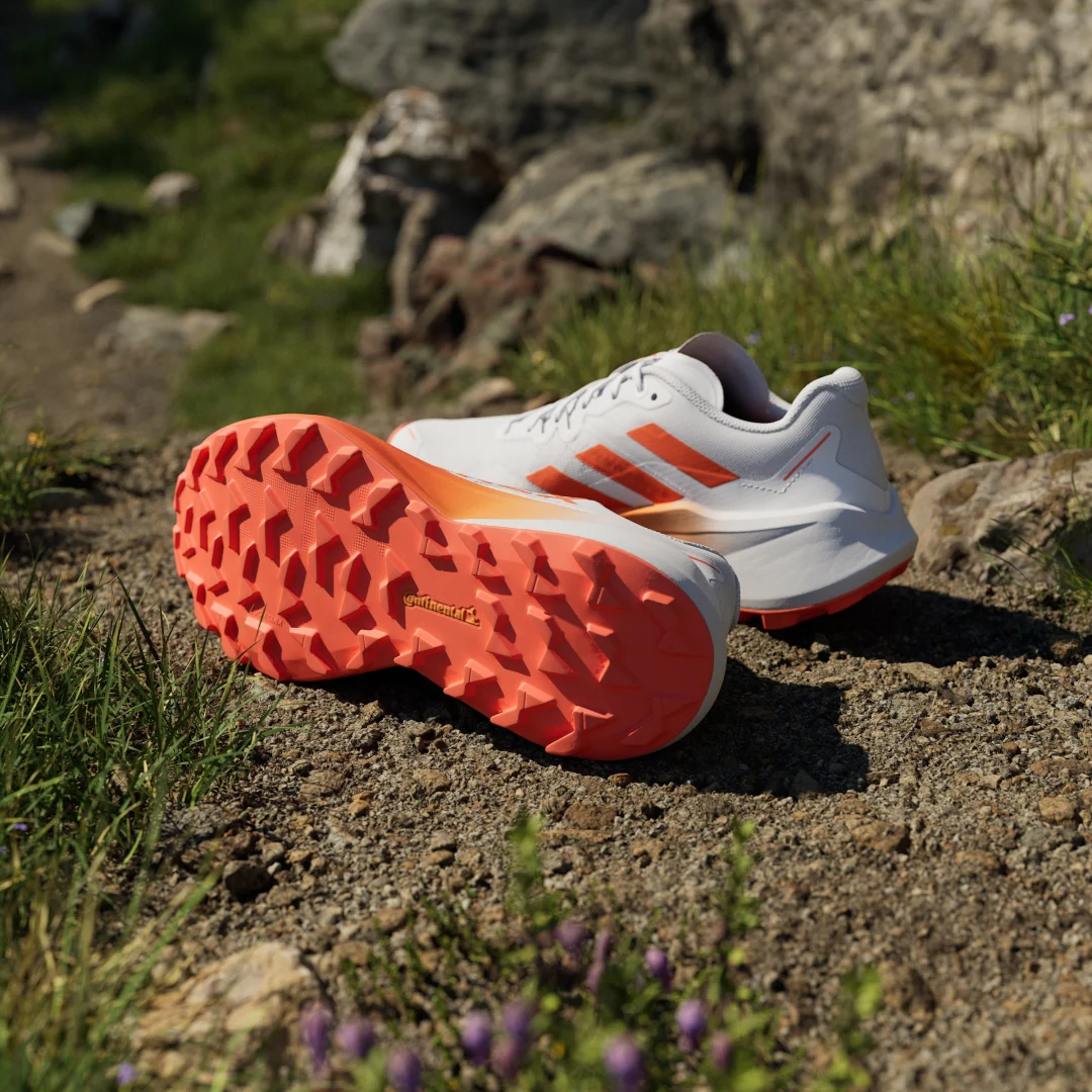 Detalle de Adidas Terrex Agravic 3 Trail Running — Zapatilla de trail en color blanco