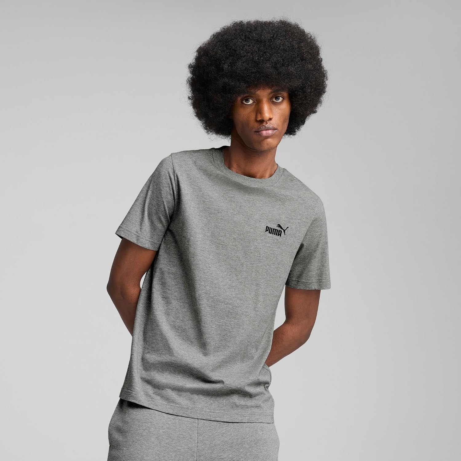 Detalle 2 de PUMA ESS Small No. 1 Logo Tee 1er Pack