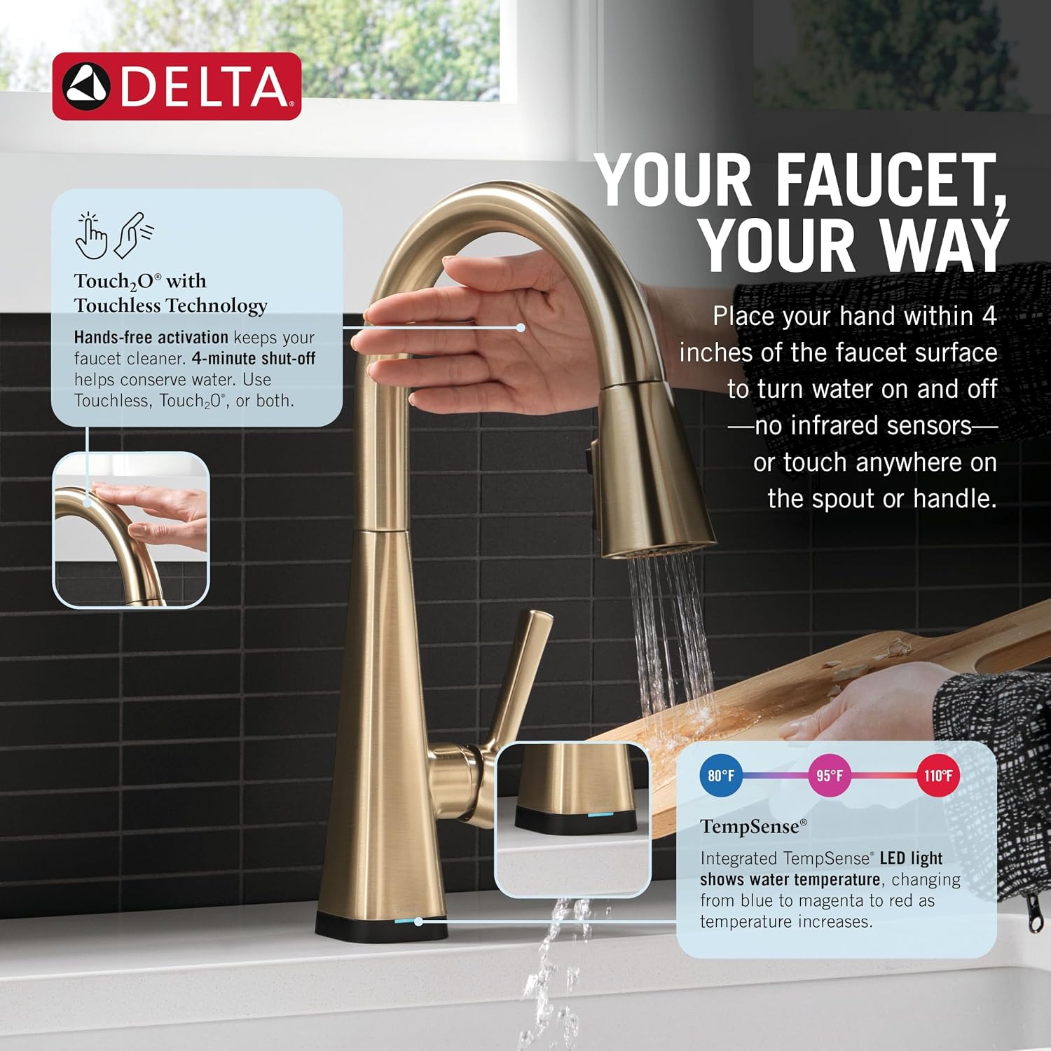 Detalle de Delta Lenta 19802TLZ-CZ-DST Touchless Kitchen Faucet, Champagne Bronze, Pull-Down Sprayer