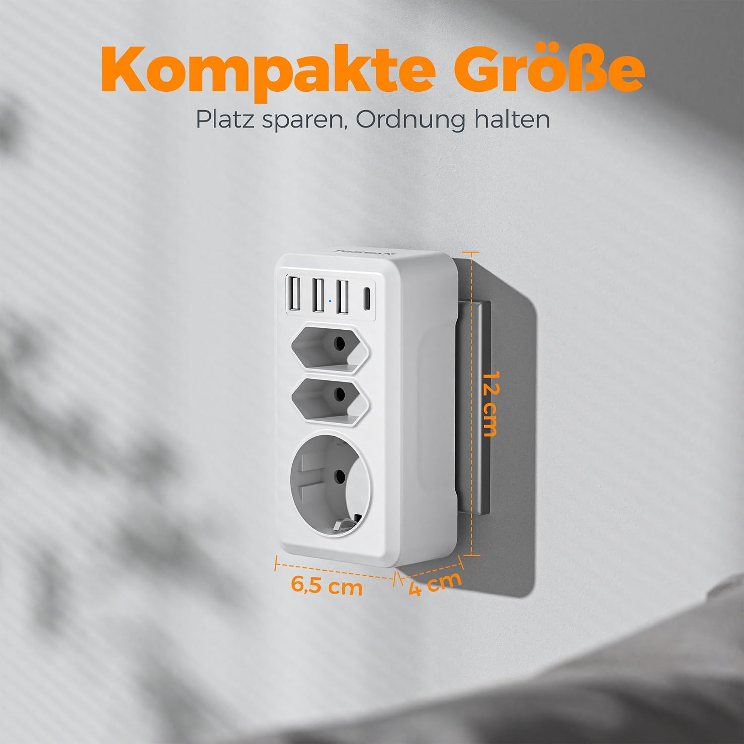 Detalle 1 de TESSAN 7-i-1 vägguttag med 3 eluttag, 4 USB-portar och 4000 W
