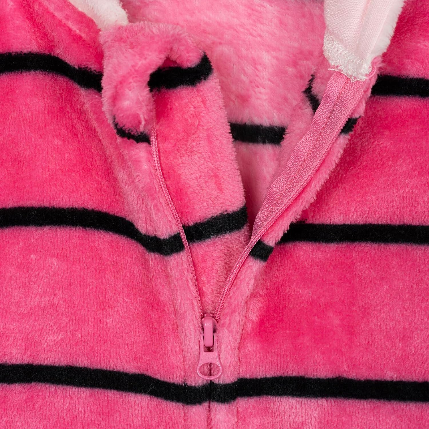 Detalle de Disney 8N5634PH Winnie the Pooh Fleece Hooded Coverall with Full-Zip Design