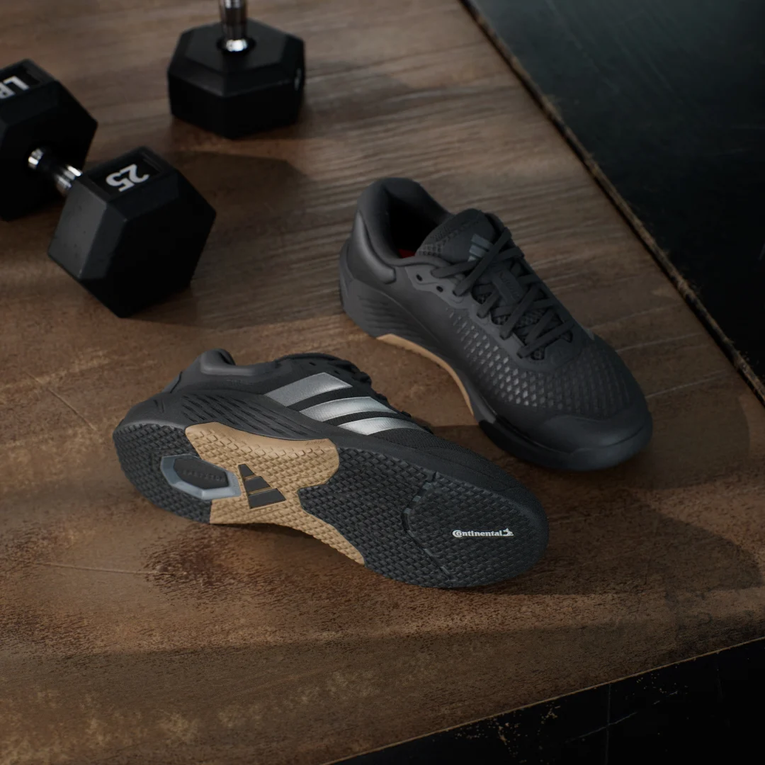 Detalle de Zapatilla de training Dropset 4 de Adidas para tus rutinas en negro