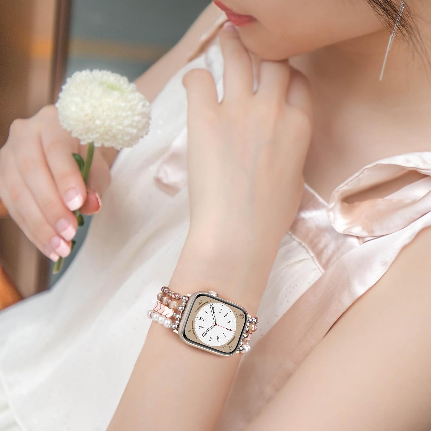 Thumbnail 4 de V.R.HOPE Unique Beaded Strap for Apple Watch 44–49mm (Rose White, Small): Elegant Beaded Band for Women