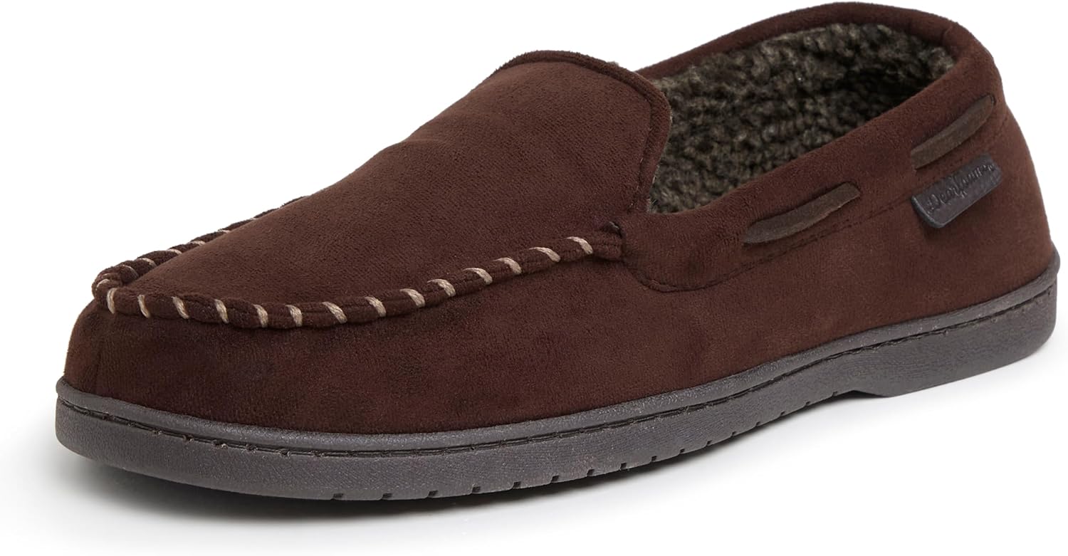 Detalle de Dearfoams Men's Moccasin Slippers