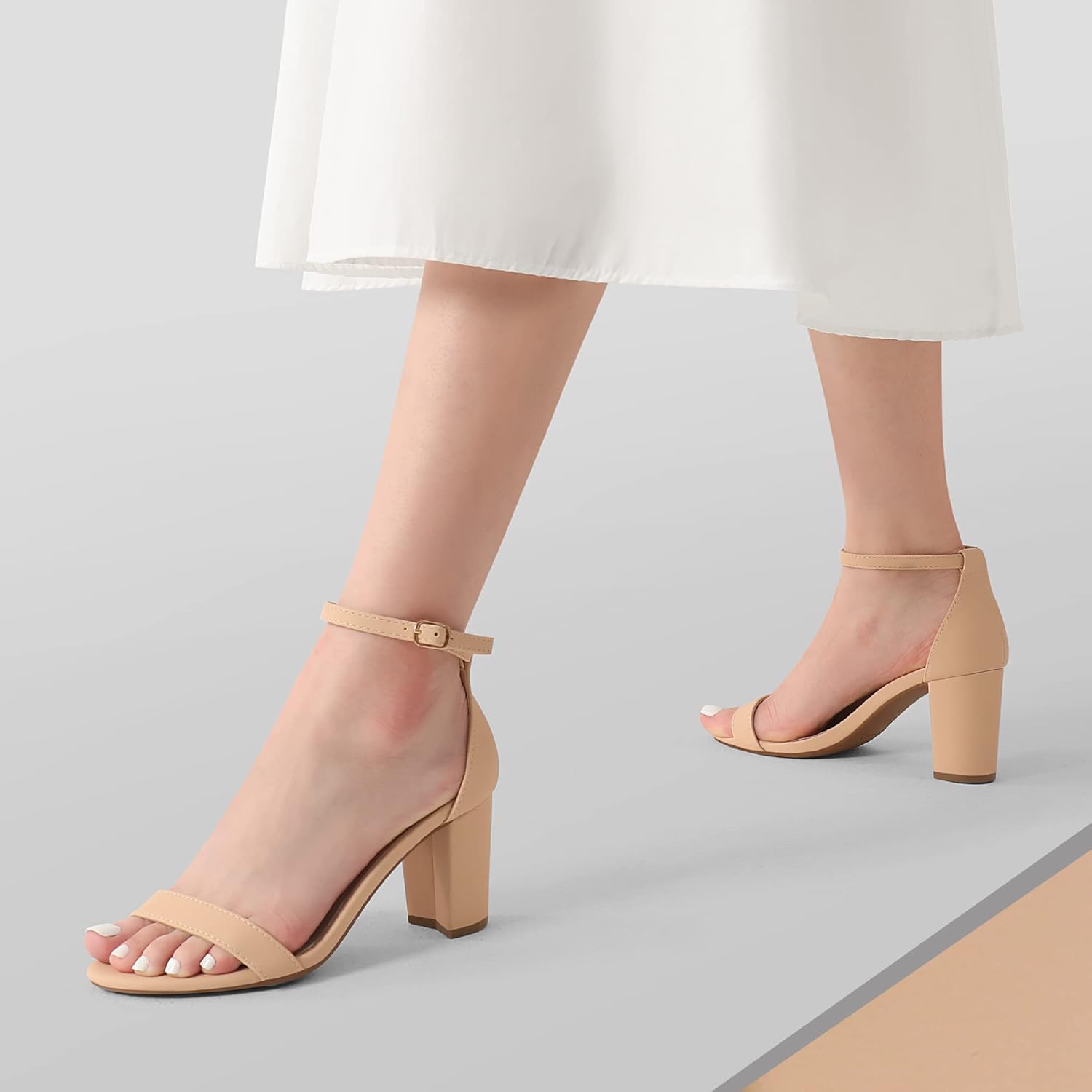 Detalle de DREAM PAIRS Women's Chunk Low Heel Pump Sandals