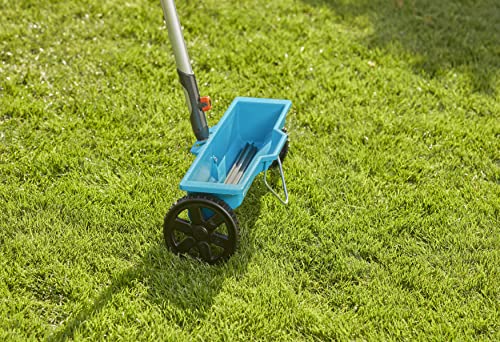 Detalle de Gardena combisystem Streuwagen – präzises Streuen mit 40 cm Streubreite