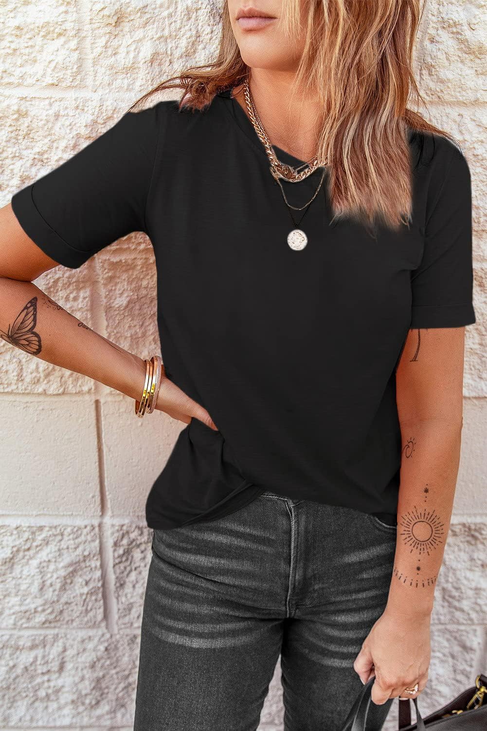 Detalle de T-shirt basique femme Suncife à manches courtes et col rond