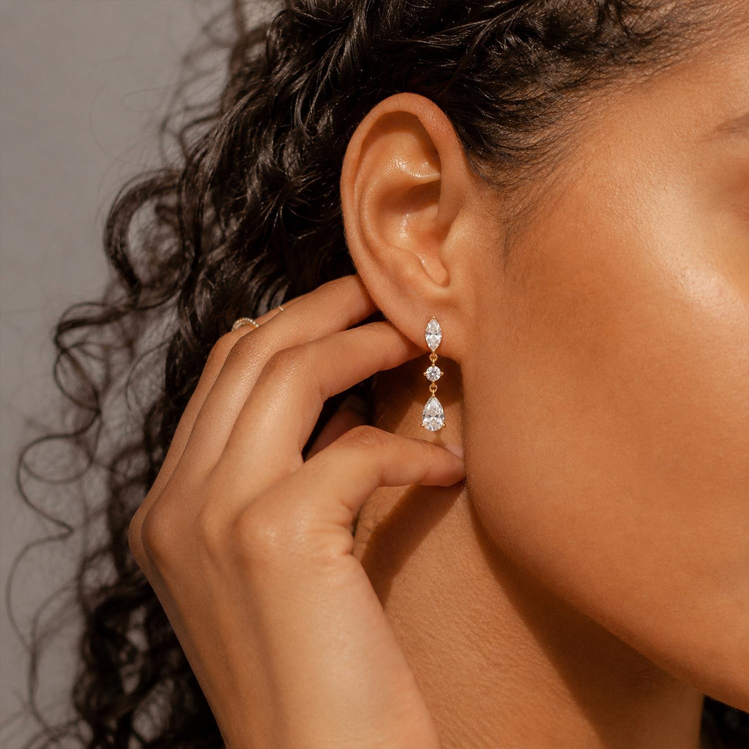 Detalle de Dangle Earrings, 14K Gold-Plated