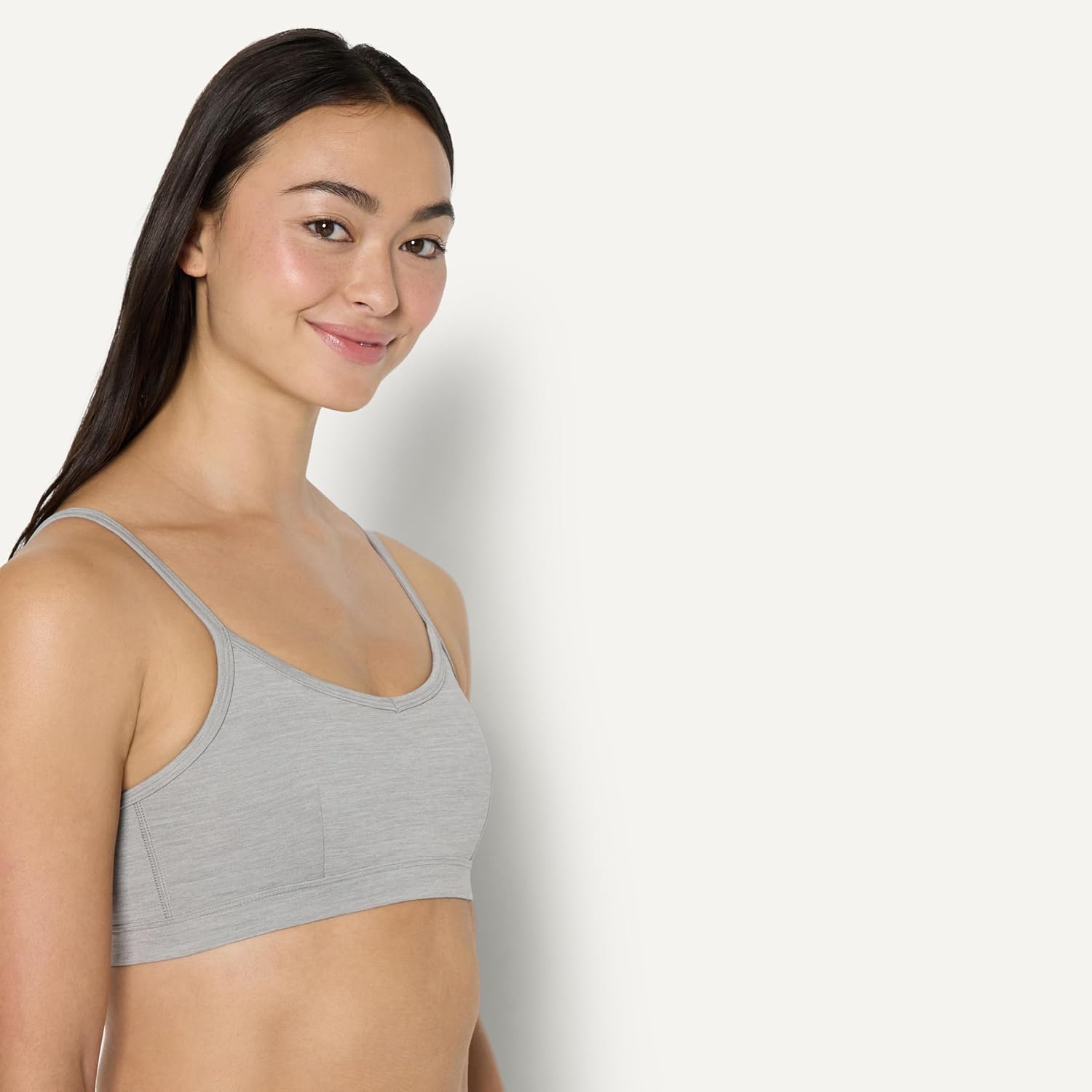 Detalle de Amazon Essentials Women's Active FormFlex Buttery Soft Light Support Yoga Sports Bra