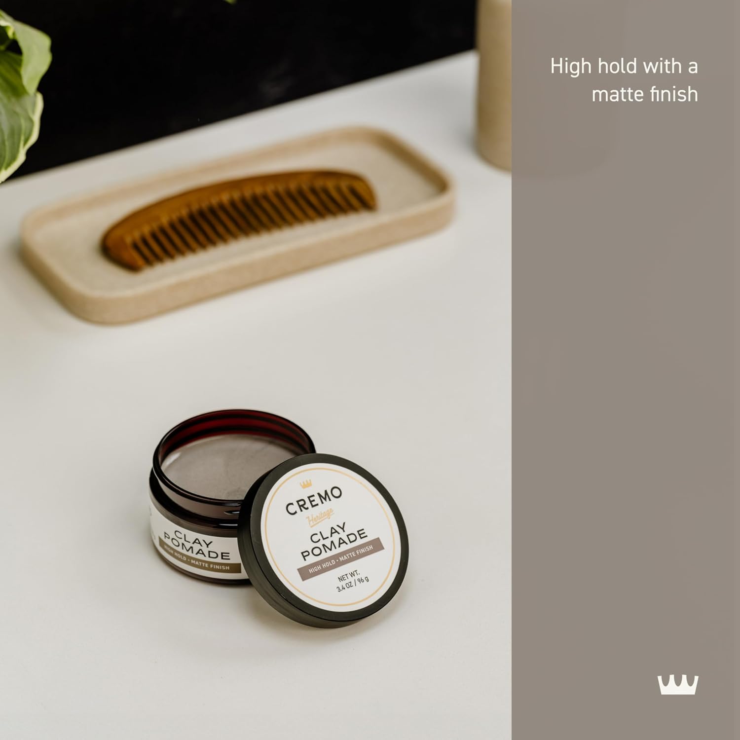 Detalle de Cremo Hair Clay Pomade, 3.4 oz, High Hold with a Matte Finish