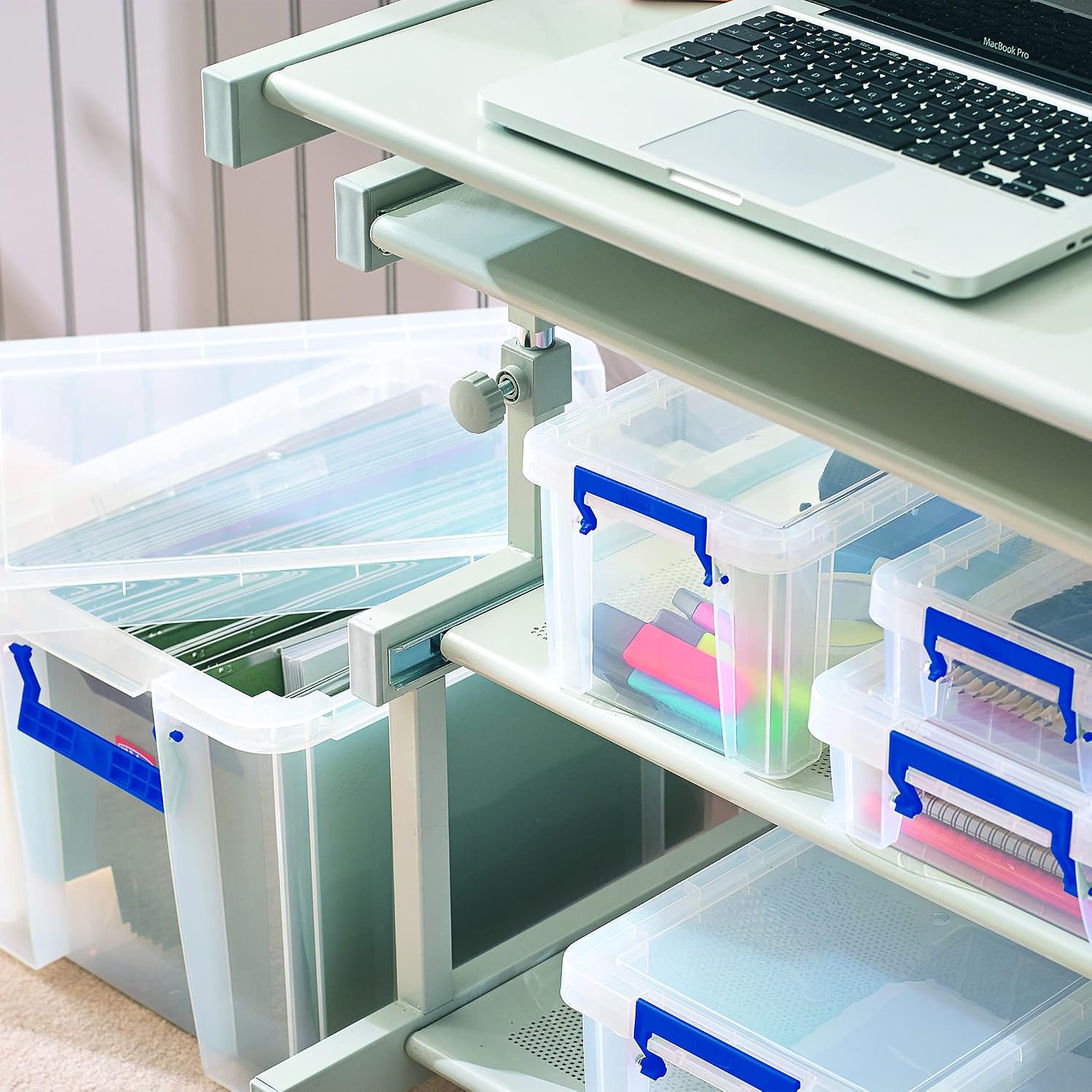 Thumbnail 6 de Bankers Box Prostore: scatola porta oggetti in plastica con coperchio, 10 L, impilabile, 14 x 34 x 21,5 cm