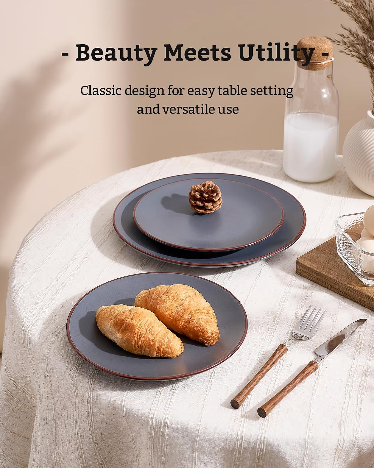 Detalle de Famiware Venus Stoneware Plates and Bowls Set (12-Piece) in Matte Charcoal