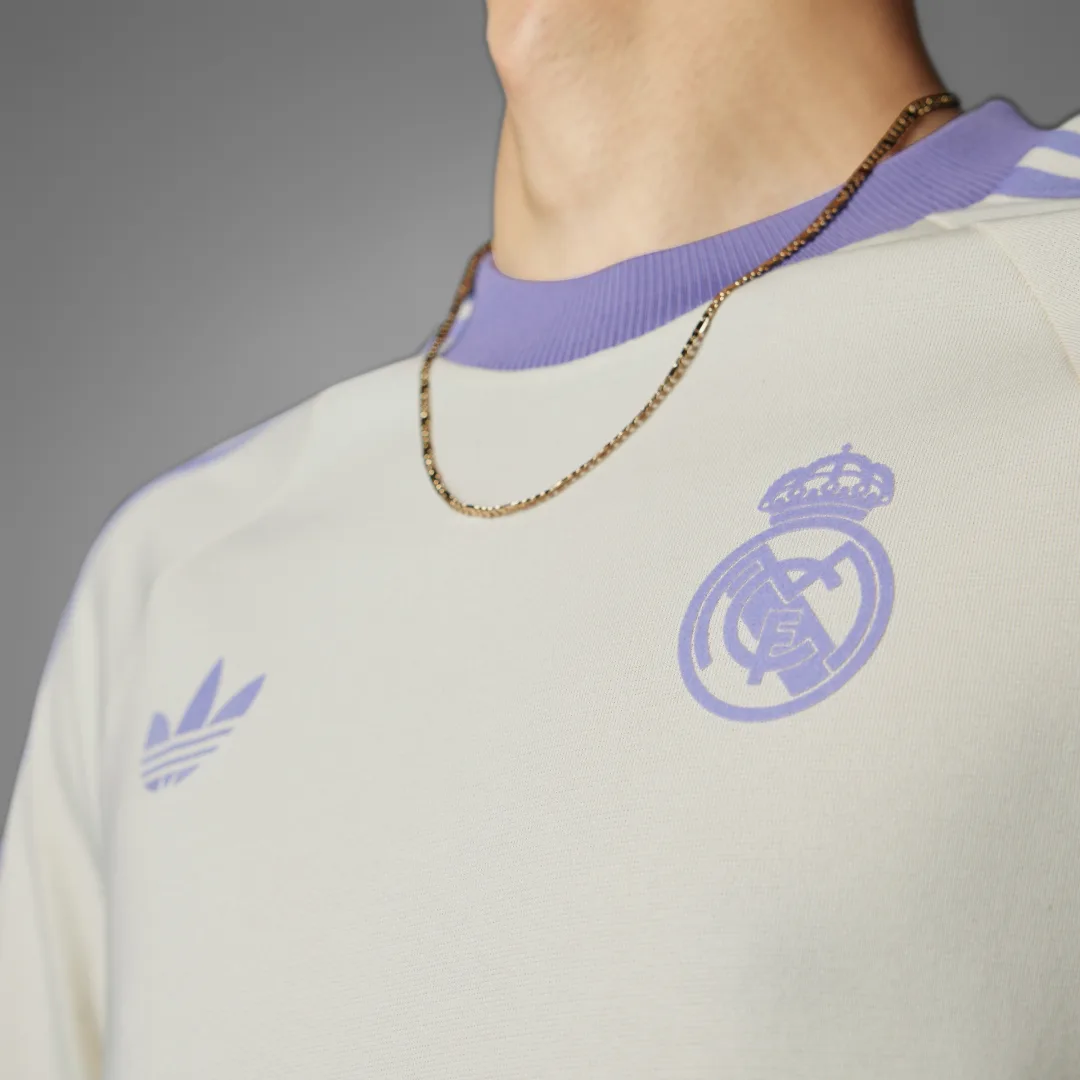Detalle de Camiseta Adicolor Classics Real Madrid 3 bandas de Adidas