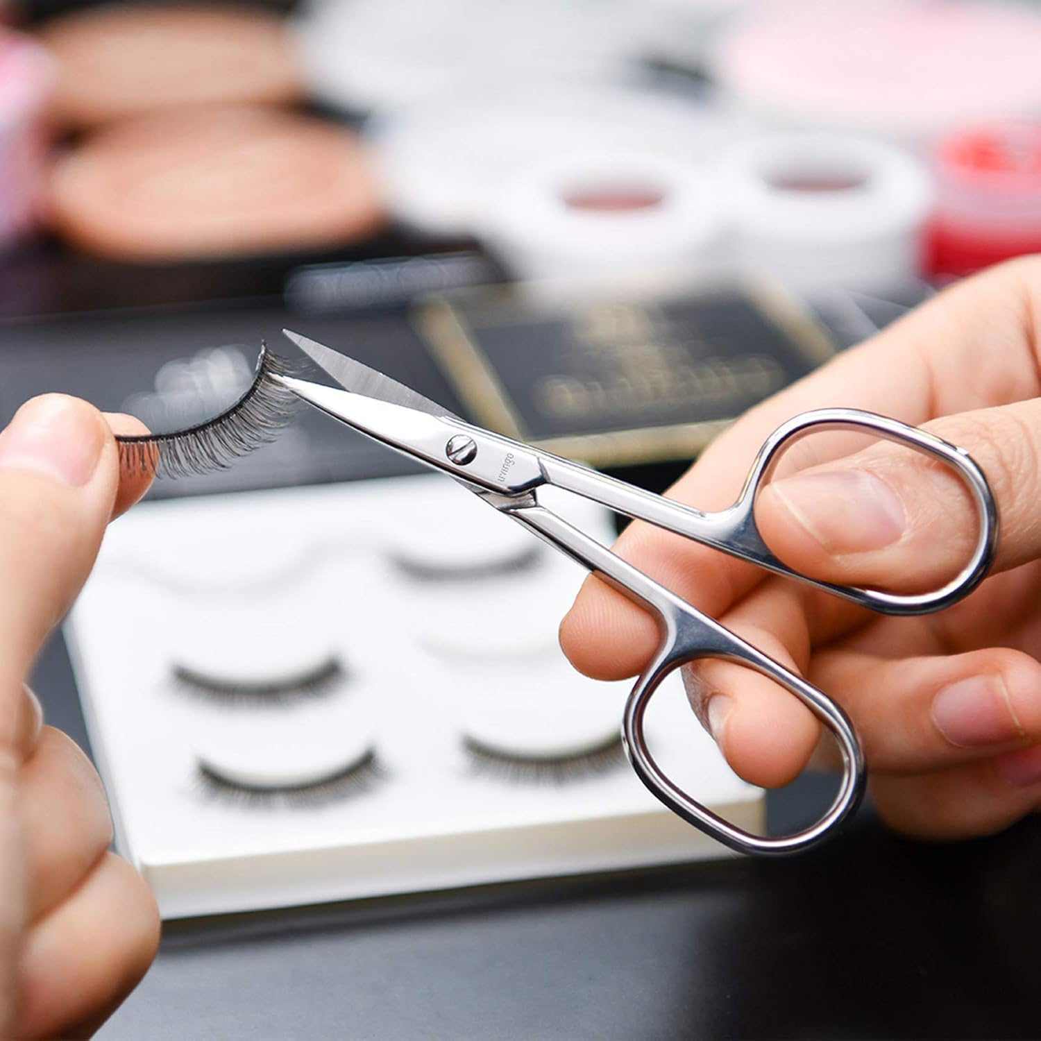 Thumbnail 5 de LIVINGO Premium Manicure Scissors 3.5 inch 💅