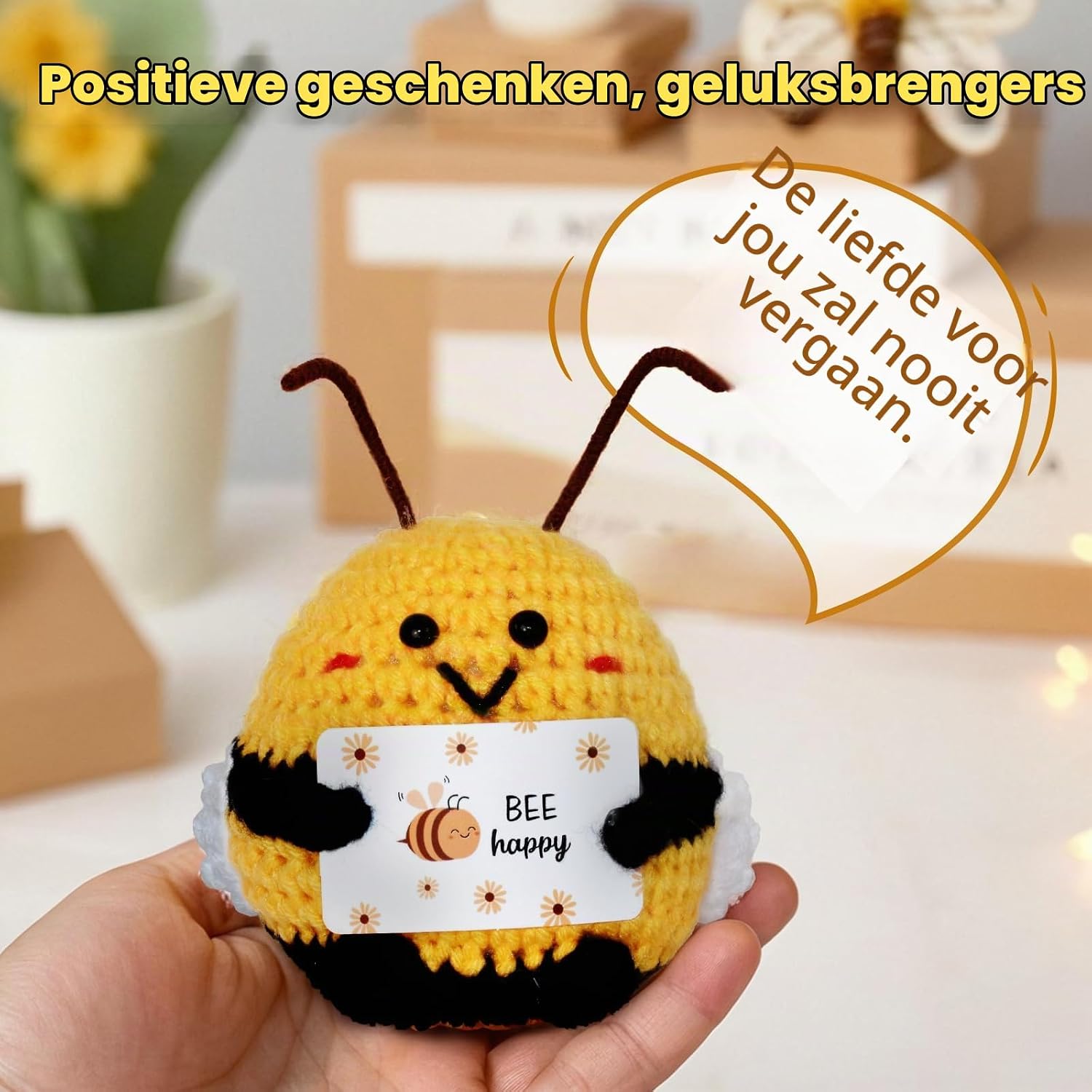 Detalle de DealKits Pocket Hug Biene gehaakte bij, 8 cm met BEE happy-kaartje