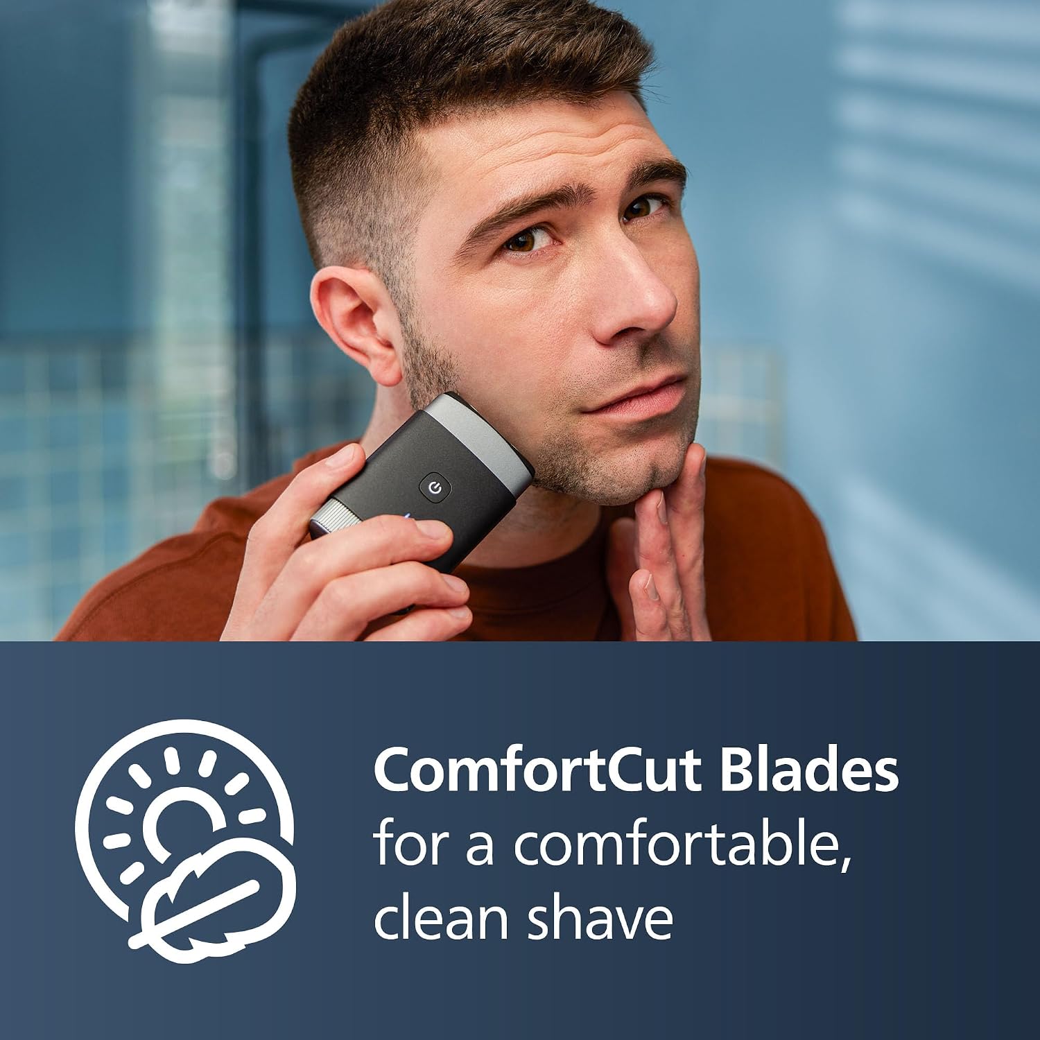 Detalle de Philips PQ888/06 Portable Shaver 2 months