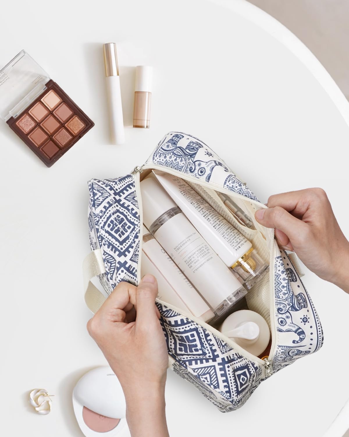 Thumbnail 2 de Narwey Toiletry Bag, Large – Elephant Print, Full-Size Makeup & Travel Organiser